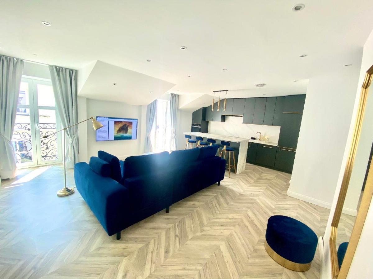 Apartament Sanok-Z Widokiem Na Rynek I Tarasem Extérieur photo